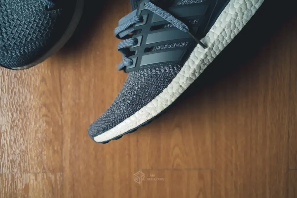 iamsnkrs adidas ultraboost timeline 6 เรียงไทม์ไลน์รองเท้าสาย UltraBOOST จากรุ่นที่เรามี (มีกี่รุ่น รุ่นไหนดี)