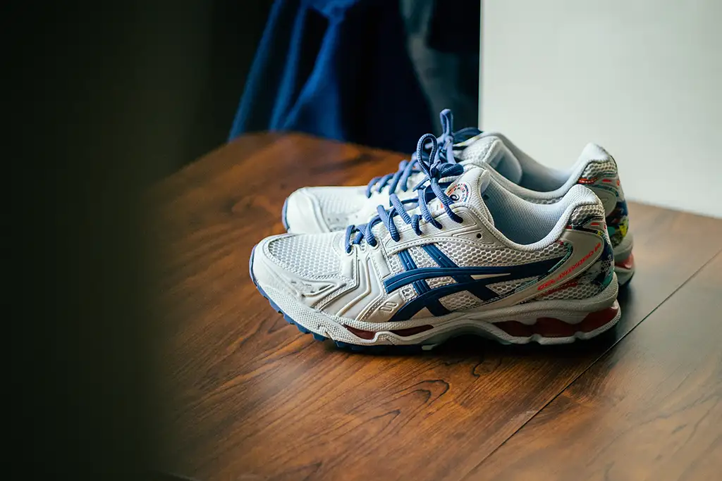 ASICS GEL-KAYANO 14 สี Glacier Grey / Thunder Blue