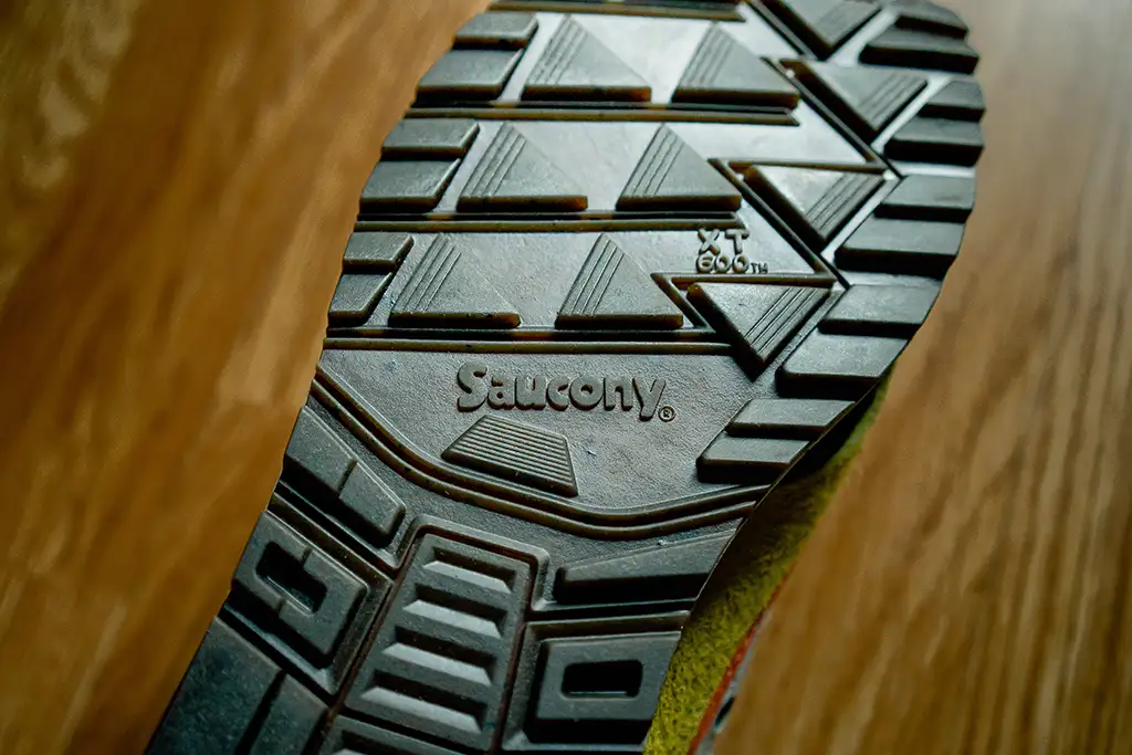 พื้นรองเท้า Saucony Shadow 6000 Trailian