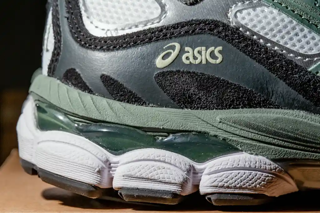 เทคโนโลยี GEL ของ ASICS GEL-NYC